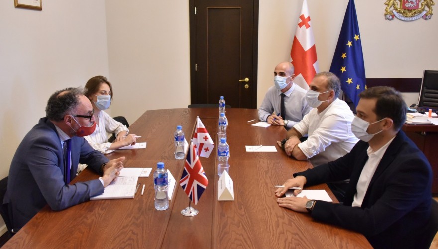 ლევან იოსელიანი და ალექსანდრე ელისაშვილი მარკ კლეიტონს შეხვდნენ