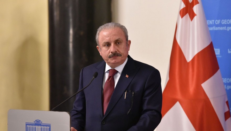 მუსტაფა შენთოფი, თურქეთის დიდი ეროვნული ასამბლეის თავმჯდომარე: რეგიონში შექმნილი ვითარების პერიოდში დიდი მნიშვნელობა ენიჭება საპარლამენტო თანამშრომლობას - ამ კუთხით, მნიშვნელოვანია ხელმოწერილი ურთიერთთანამშრომლობის ოქმი