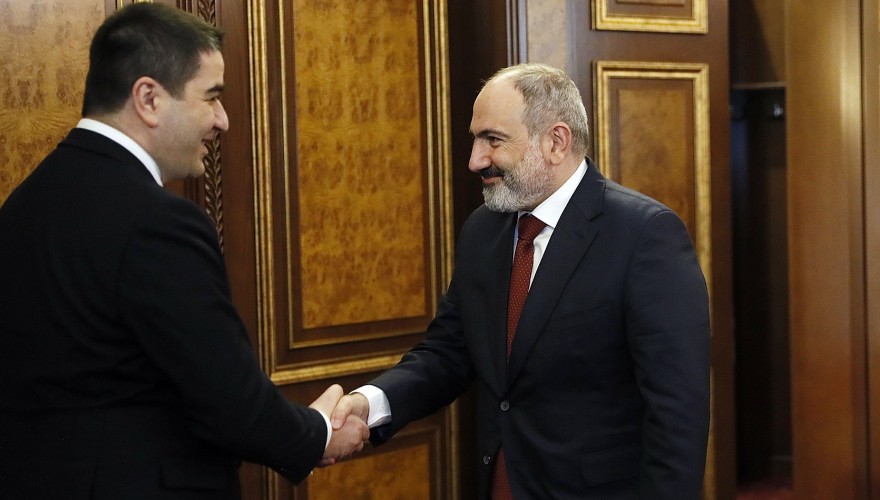 Meeting of Shalva Papuashvili with Prime Minister of Armenia
