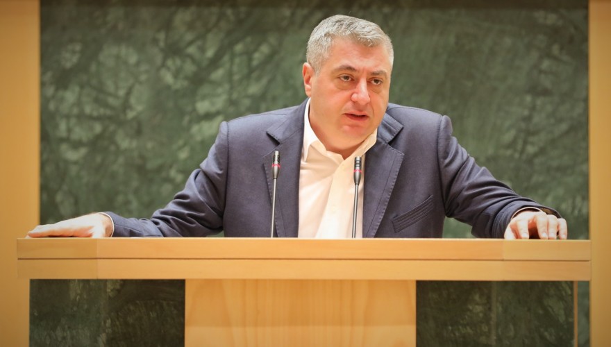 ზოგადსაგანმანათლებლო დაწესებულების შენობებზე სახელმწიფო დროშის აღმართვა სავალდებულო გახდა