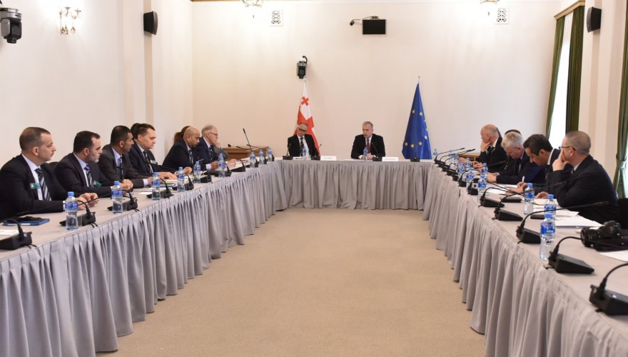 გიორგი ხელაშვილი გაერთიანებული სამეფოს თავდაცვის კოლეჯის სტუდენტებს შეხვდა