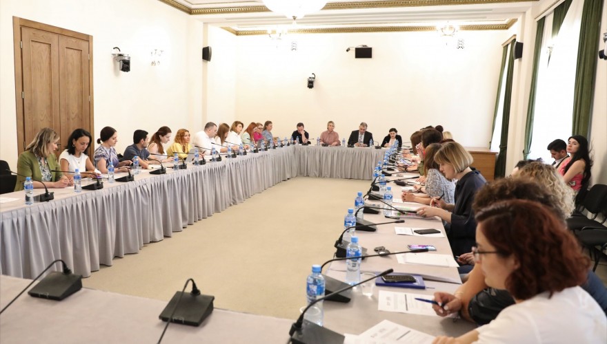 პარლამენტმა ევროკავშირის მიერ გენდერული თანასწორობის საკითხებთან დაკავშირებით დადგენილი რეკომენდაციის შესრულებაზე მუშაობა დაიწყო