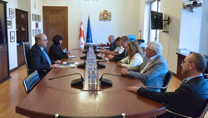 ირაკლი კოვზანაძე საქართველოს მიკროსაფინანსო ასოციაციის წევრებს შეხვდა