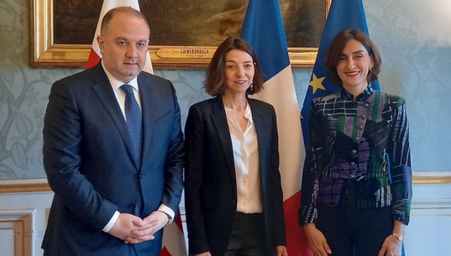 მაკა ბოჭორიშვილი და ირაკლი ჩიქოვანი საფრანგეთში სამუშაო ვიზიტით იმყოფებიან