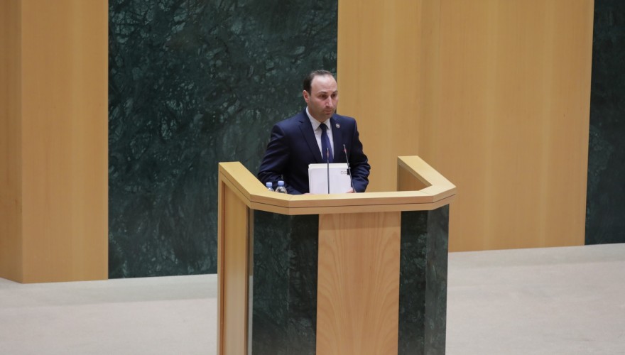 Parliament adopted the Draft Law on Common Courts for the III reading