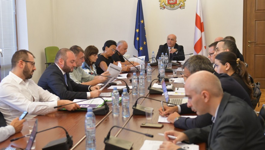 ჯანმრთელობის დაცვისა და სოციალურ საკითხთა კომიტეტმა დაგროვებითი პენსიის შესახებ კანონში შესატან ცვლილებებს მეორე მოსმენით მხარი დაუჭირა