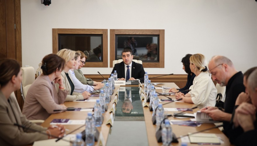 შალვა პაპუაშვილის თავმჯდომარეობით, ღია მმართველობის მუდმივმოქმედმა საპარლამენტო საბჭომ, საკანონმდებლო პროცესში მოქალაქეთა ჩართულობის მექანიზმების დახვეწაზე იმსჯელა