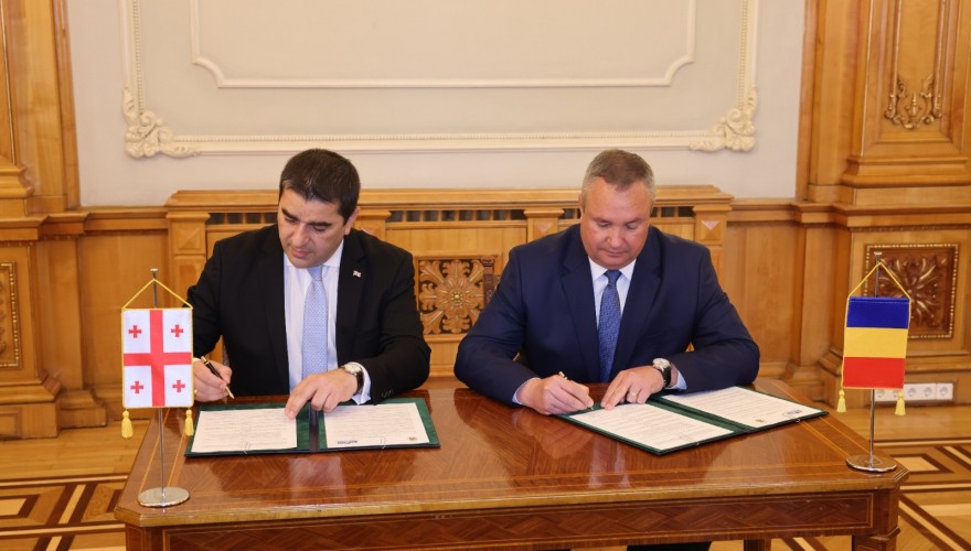 საქართველოს პარლამენტის თავმჯდომარემ და რუმინეთის სენატის პრეზიდენტმა ერთობლივ დეკლარაციას მოაწერეს ხელი
