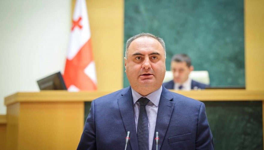 პარლამენტმა „თავდაცვის კოდექსში“ ცვლილებებს მესამე მოსმენით მხარი დაუჭირა