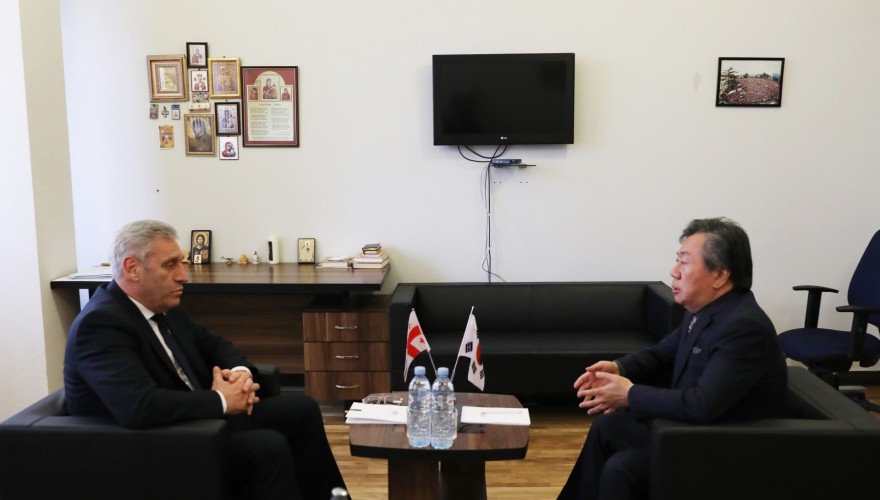 Meeting of Shota Khabareli with the Charge d’Affaires of the Republic of Korea, Kim Tong Op