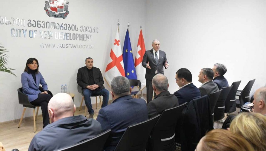 Meeting of Mikheil Sarjveladze with the ethnic minorities in Rustavi