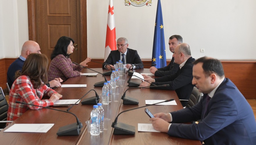 The Procedural Issues and Rules Committee approved the early termination of the MP Powers for Mikheil Sarjveladze
