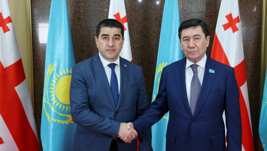 Meeting of Shalva Papuashvili with the Chairman of the Mäjilis of the Parliament of the Republic of Kazakhstan