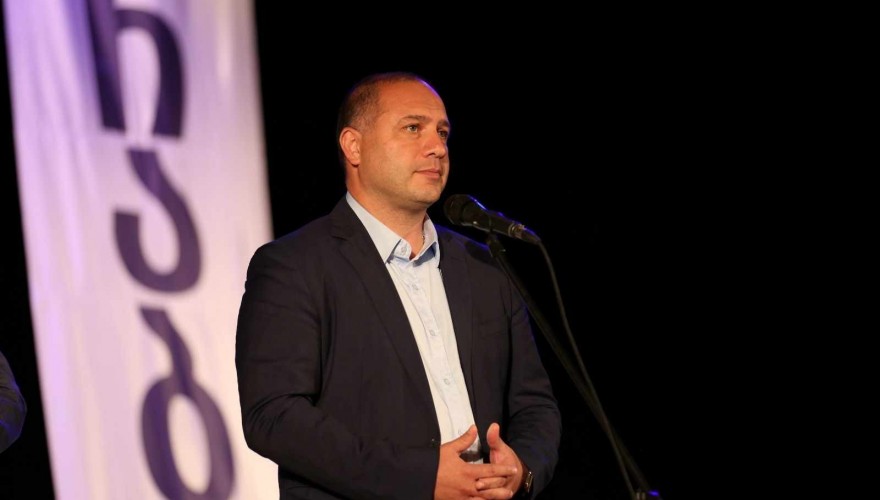 Givi Mikanadze and Giorgi Sosiashvili partaking in the awarding ceremony of the writing contest “Machabeli – 2024”