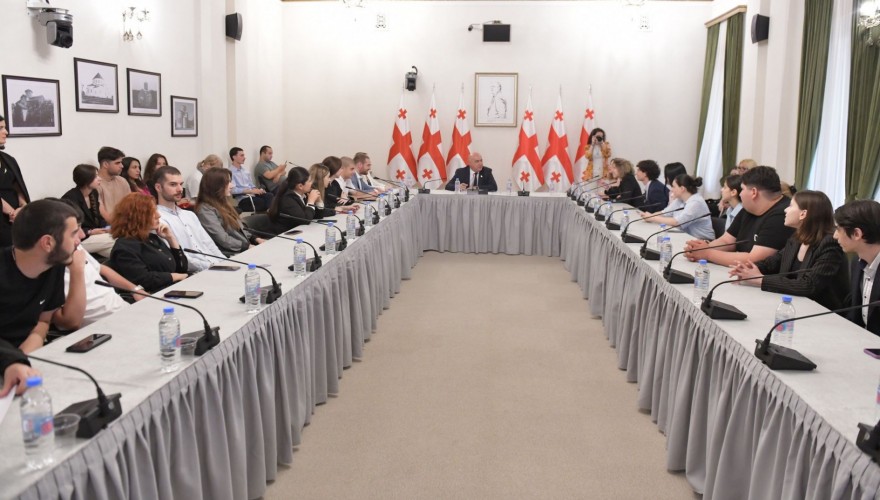 Meeting of Zaza Lominadze with the Students’ Parliament members
