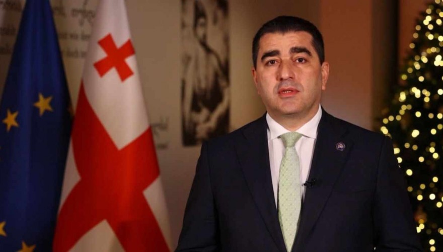 შალვა პაპუაშვილი - ყველას გილოცავთ 2025 წელს - მჯერა, 2025 წელი ჩვენი სამშობლოს საბოლოო გამარჯვებისთვის გარდამტეხი წელი იქნება