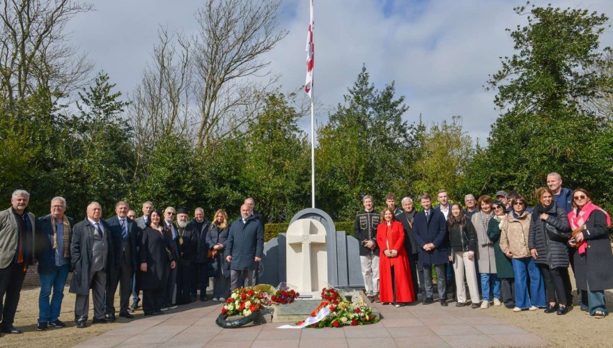 MPs Attend Unveiling of Monument Honoring Georgian Soldiers on Texel Island and Meet with Georgian Diaspora