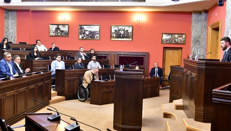 იურიდიულ საკითხთა კომიტეტმა უზენაესი სასამართლოს მოსამართლეობის კანდიდატის კანონმდებლობის მოთხოვნებთან შესაბამისობის დადგენის ხელშეწყობის მიზნით სამუშაო ჯგუფი შექმნა