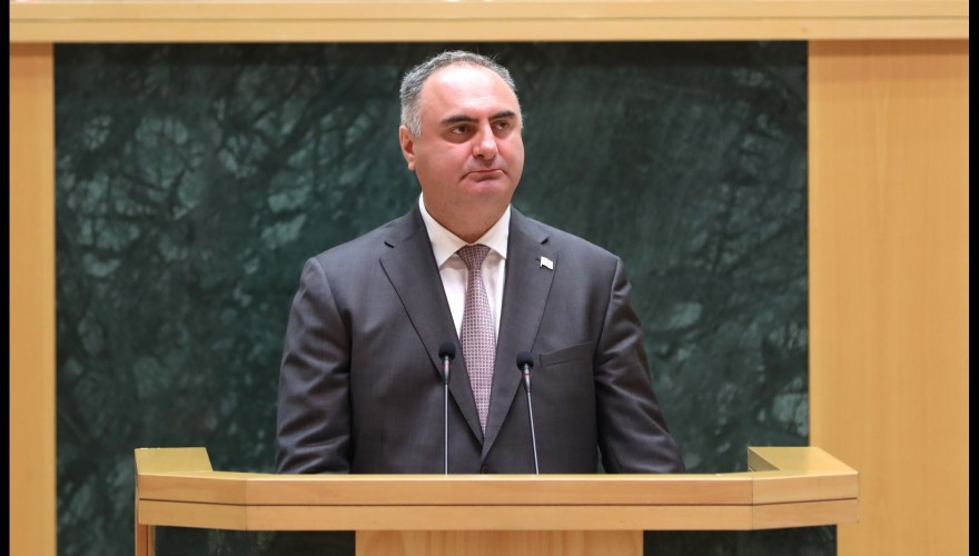 „თავდაცვის კოდექსში ცვლილების შეტანის შესახებ“ კანონპროექტს პარლამენტმა პირველი მოსმენით მხარი დაუჭირა