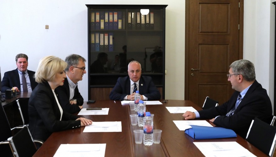 First Deputy Minister of Finance Presents 2024 State Budget Execution Report to Members of the Political Group People's Power