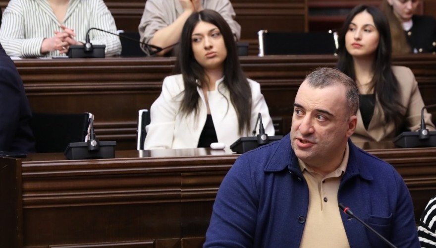The Human Rights and Civil Integration Committee approved the amendment improving accessibility to mobile applications for persons with disabilities