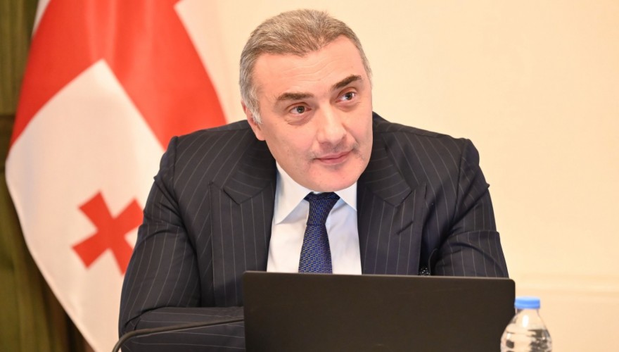 Representatives of Six Companies Heard at the Session of the Interim Commission Studying the Pricing Structure of Food Products, Medicines, and Fuel