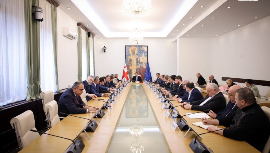 პარლამენტის ბიურომ მიმდინარე სასესიო კვირის პლენარული სხდომების დღის წესრიგზე იმსჯელა
