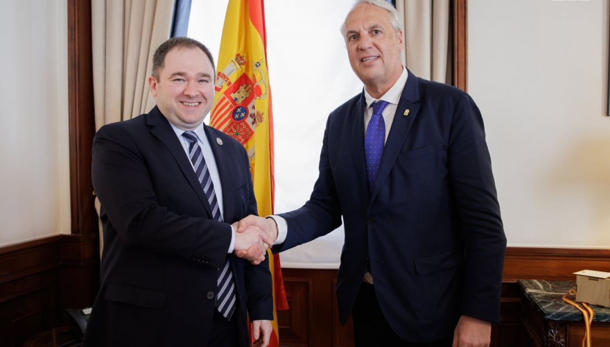 Nikoloz Samkharadze Met with the Chair of the Foreign Affairs Committee of the Spanish Congress