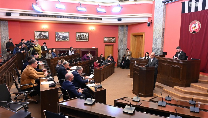 იურიდიულ საკითხთა კომიტეტმა მთავრობის შემადგენლობაში სამართალდამცავი ორგანოების კოორდინაციის საკითხებში საქართველოს სახელმწიფო მინისტრის თანამდებობის შემოღებას მხარი დაუჭირა