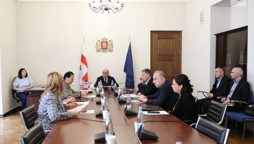 ჯანმრთელობის დაცვისა და სოციალურ საკითხთა კომიტეტმა დიუშენის კუნთოვანი დისტროფიით დაავადებული პაციენტების მშობლების მიერ წარდგენილი პეტიცია განიხილა