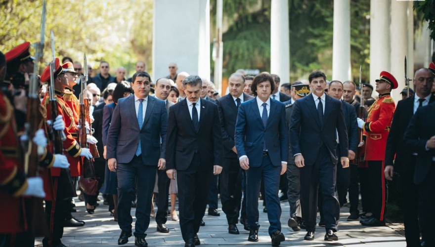 შალვა პაპუაშვილმა ვეტერანებს ფაშიზმზე გამარჯვების დღე მიულოცა