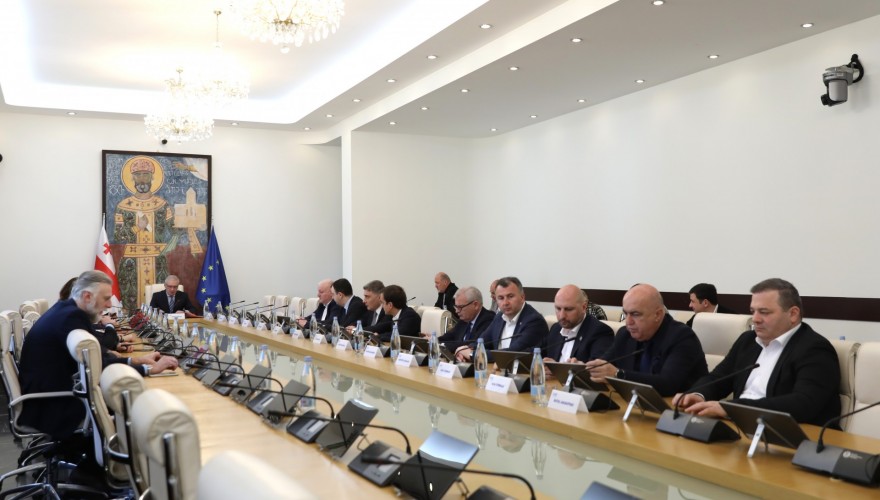 პარლამენტის ბიურომ მიმდინარე სასესიო კვირის დღის წესრიგი შეიმუშავა