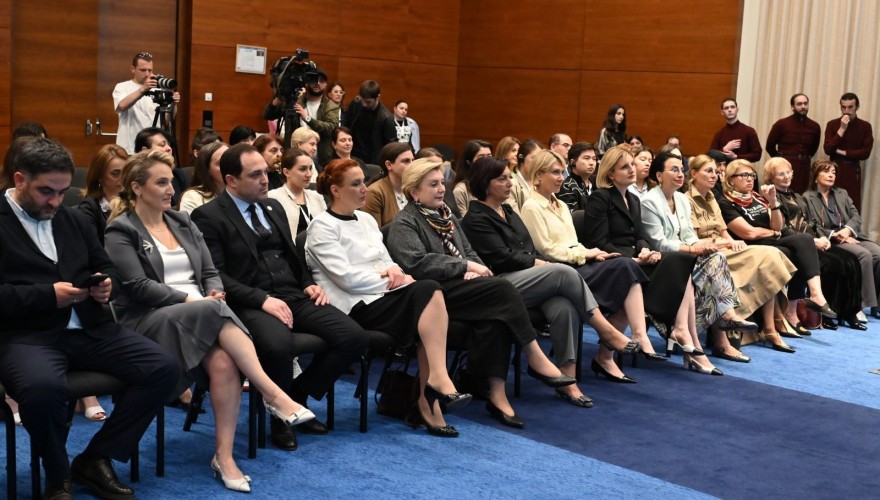 პარლამენტის წევრებმა საერთაშორისო სამეცნიერო კონფერენციის მონაწილეებს სიტყვით მიმართეს