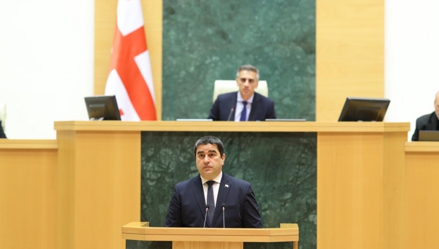 პარლამენტმა „საზოგადოებრივი მაუწყებლის სამეურვეო საბჭოს წევრობის - მეურვეობის კანდიდატების შესარჩევი საპარლამენტო საკონკურსო კომისიის შემადგენლობის დამტკიცების შესახებ“ დადგენილება მიიღო
