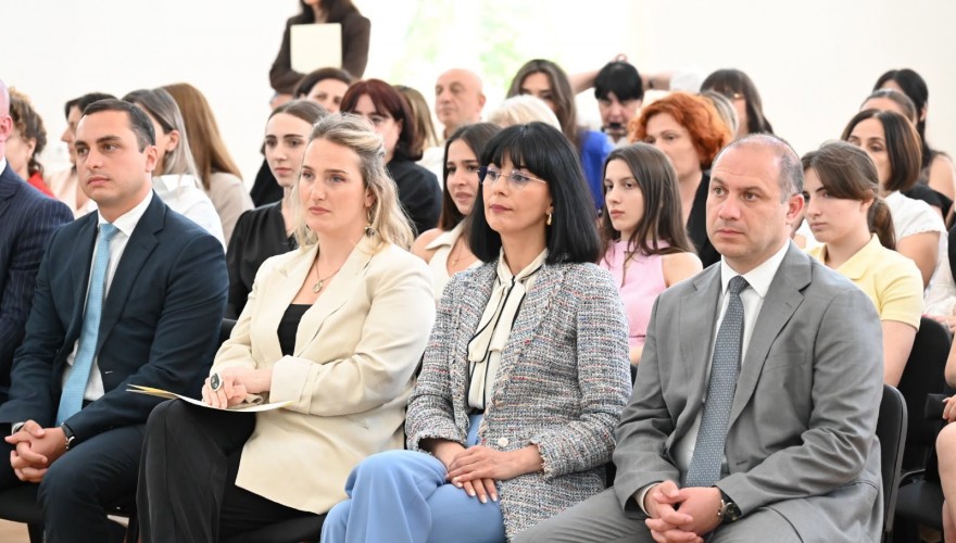 მარიამ ლაშხმა სასკოლო კონკურსის „როცა აფხაზეთში დავბრუნდები“ გამარჯვებული მოსწავლეების დაჯილდოების ცერემონიაში მიიღო მონაწილეობა