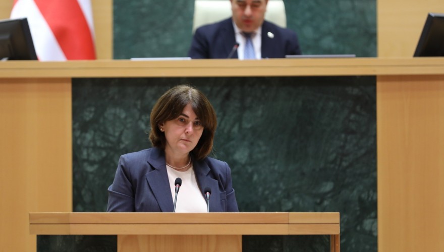 Parliament Adopted the draft Law on Motor Roads