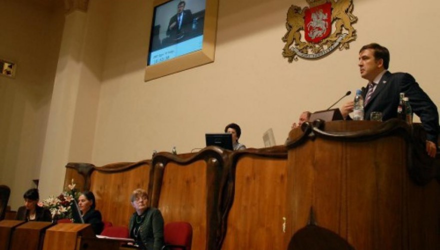 საქართველოს პრეზიდენტის, მიხეილ სააკაშვილის ყოველწლიური შემაჯამებელი მოხსენება პარლამენტის საგაზაფხულო სესიაზე
