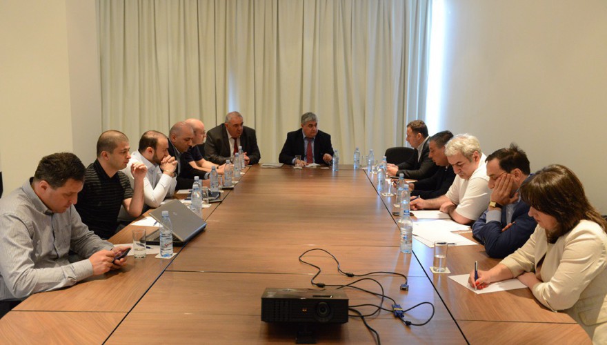 საფინანსო–საბიუჯეტო კომიტეტის თავმჯდომარის, დავით ონოფრიშვილის შეხვედრა არაალკოჰოლური სასმელების მწარმოებელი კომპანიების წარმომადგენლებთან