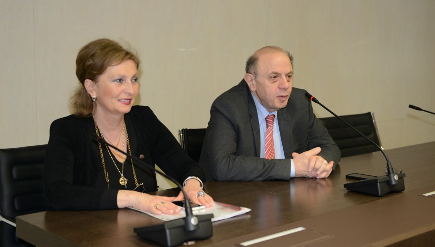 პარლამენტის ევროპასთან ინტეგრაციის კომიტეტის თავმჯდომარის პირველი მოადგილე ლევან ბერძენიშვილი ქუთაისის აკაკი წერეთლის სახელობის უნივერსიტეტის სტუდენტებს შეხვდა