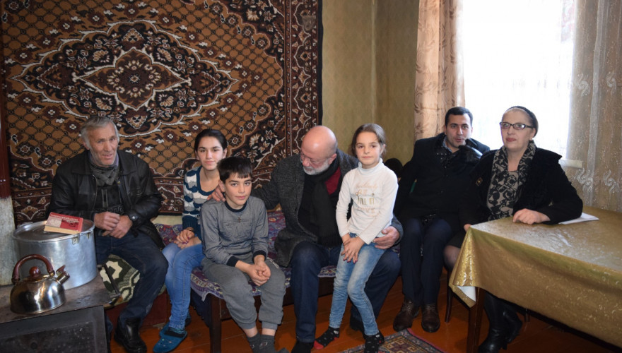 Member of Parliament, Giorgi Kopadze delivered the Christmas gifts to the socially vulnerable families in Akhaltsikhe city, Akhaltsikhe community and Adigeni