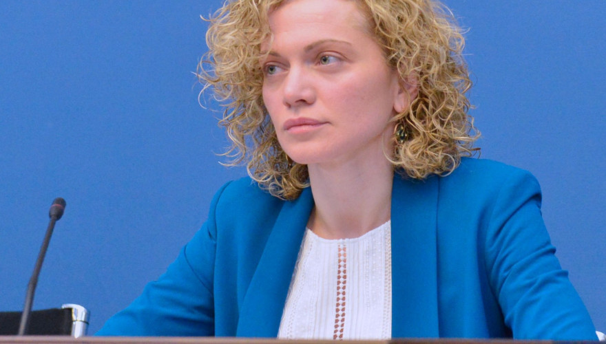 ევროპასთან ინტეგრაციის კომიტეტის თავმჯდომარე, თამარ ხულორდავა საქართველოს პრემიერმინისტრის, გიორგი კვირიკაშვილის მიერ მედიაომბუდსმენის ინსტიტუტის შექმნის ინიციატივას გამოეხმაურა