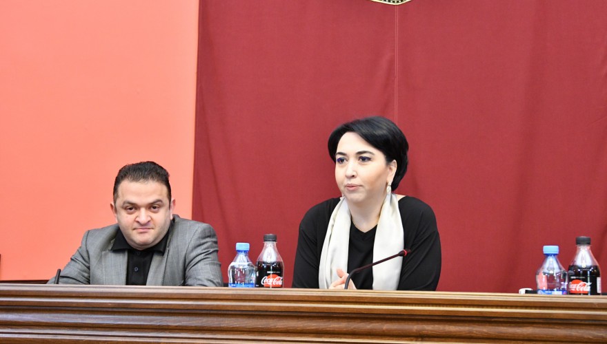 ეკა ბესელიამ და გედევან ფოფხაძემ მართლმსაჯულების რეფორმასთან დაკავშირებით არასამთავრობო ორგანიზაციების წარმომადგენლებთან ერთად იმსჯელეს