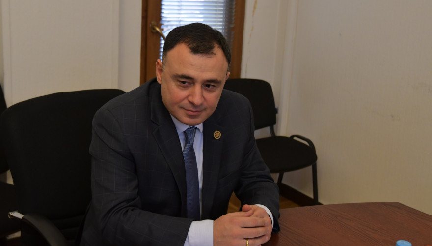 The meeting of the Deputy Chair of the Faction “Georgian Dream –for Development of the Regions”, Gogi Meshveliani with the “Students’ Parliament” members
