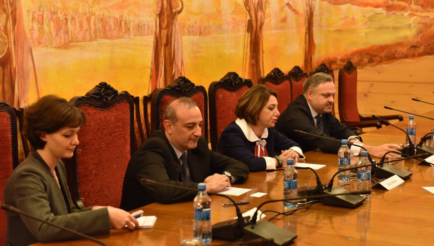 სალომე სამადაშვილი ალისია ალისონს შეხვდა