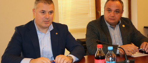 The meeting of Otar Danelia and Edisher Toloraia with the Members of the International Olive Council