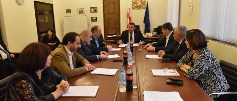 დიასპორისა და კავკასიის საკითხთა კომიტეტის თავმჯდომარის მოადგილედ თამაზ ნავერიანი აირჩიეს