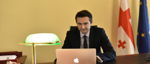 საქართველოს პარლამენტის თავმჯდომარის მოადგილე კახაბერ კუჭავამ, ევროპარლამენტის ვიცე-პრეზიდენტ ჰეიდი ჰაუტალასთან ონლაინ შეხვედრა გამართა