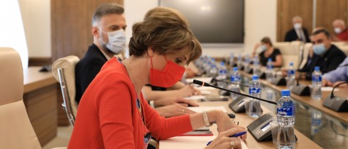 კულტურის კომიტეტის თავმჯდომარის მოადგილედ ოპოზიციის კვოტით როსტომ ჩხეიძე აირჩიეს
