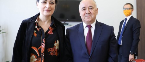 თამარ ჩარკვიანი პოლონეთის ელჩს შეხვდა