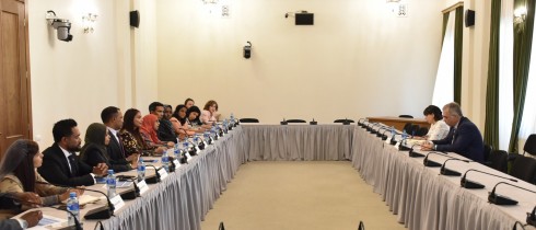 დავით სერგეენკო მალდივის რესპუბლიკის დელეგაციას შეხვდა